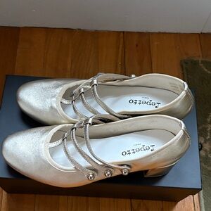 Repetto Metallic Rose Gold Triple-Strap Mary Jane Heels brand new size 9.